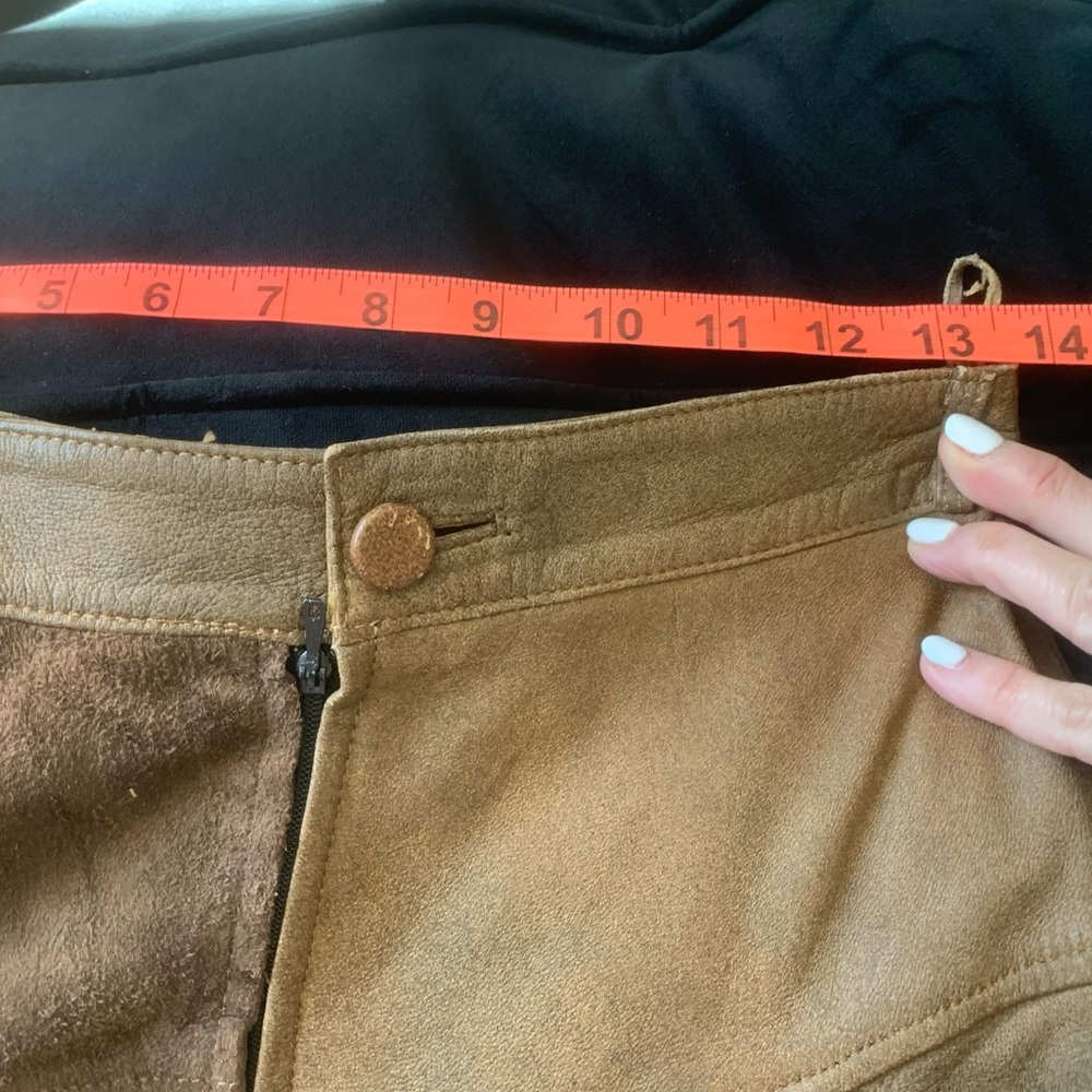 Vintage brown leather pleated midi skirt - Picture 12 of 12